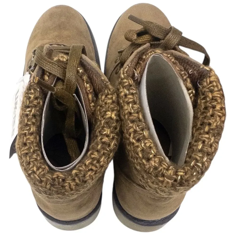 Muk Luks Hiker Denali Boots Women's size 8 Knit Collar Ankle Boots